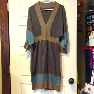 V neck sweater dress